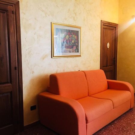 B&B Il Tulipano Sul Lago Colle di Tora 外观 照片
